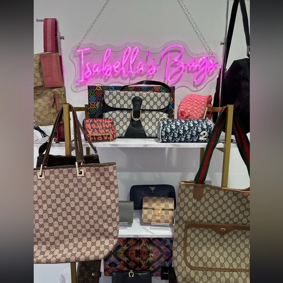 LIVE SHOW UPDATES - Picture 5 of 7